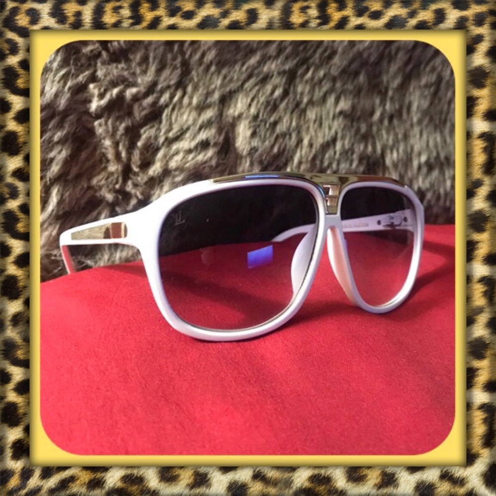 Fabulous white sun shades